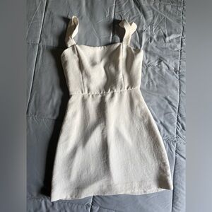 Aritzia Aperature Wilfred Cream mini Dress in Light Birch, size 0 or XS